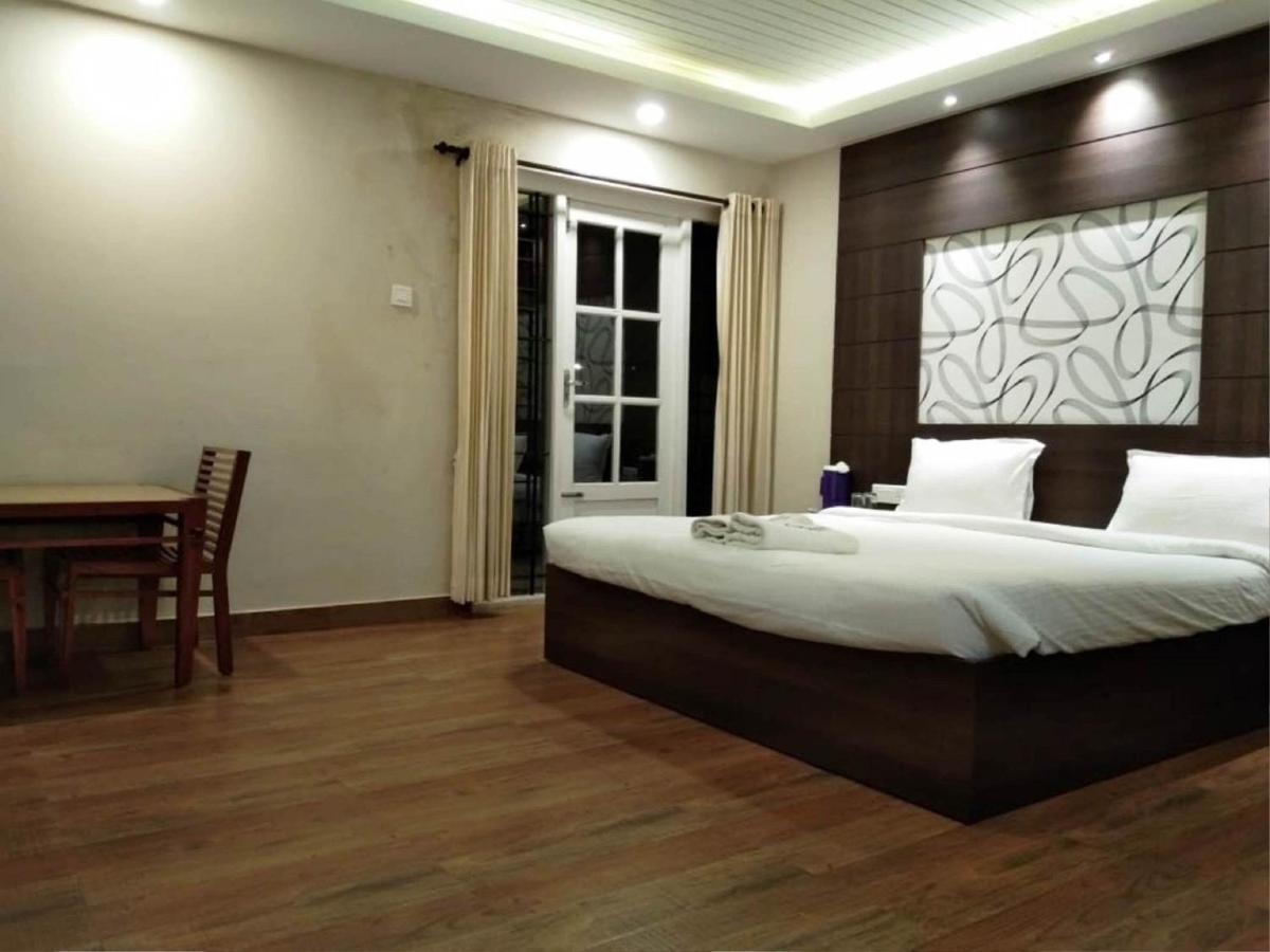 Dew Drop Inn Udagamandalam Exterior photo